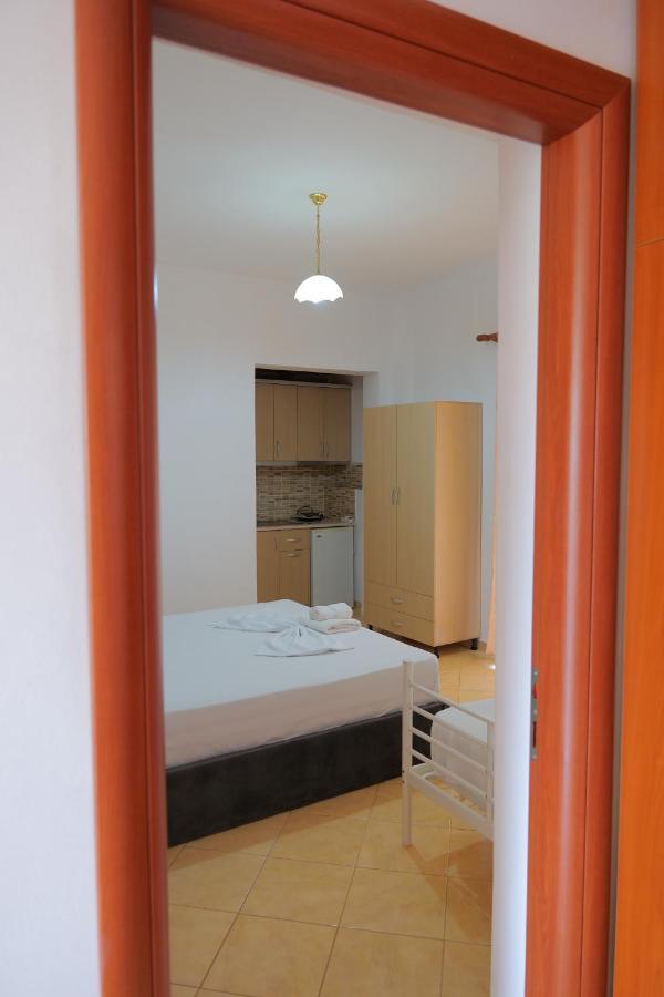 Pellumb Apartments Ksamil Extérieur photo