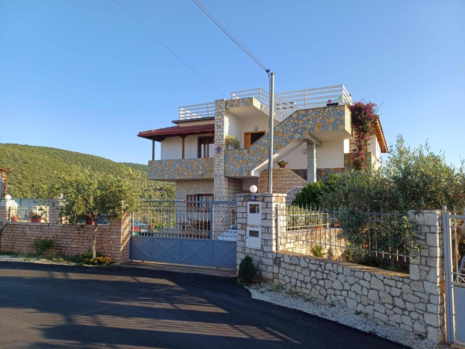 Pellumb Apartments Ksamil Extérieur photo